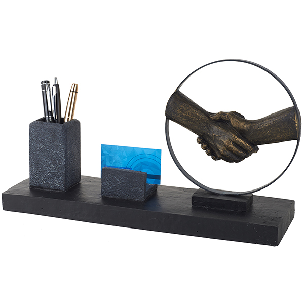 מעמד שולחני אומנותי 