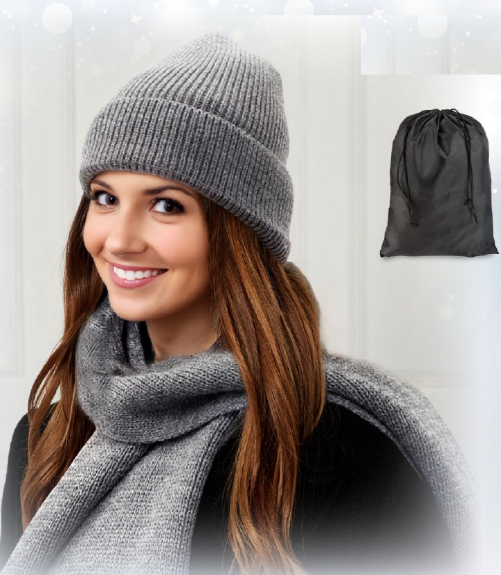 לג’נד - סט של כובע גרב וצעיף.
עשוי מ-100% אקריל באריגה מיוחדת.
כל סט ארוז בשקית בד.
מידות כובע: 18.5x21 ס”מ.
מידות צעיף: 154x25 ס”מ .