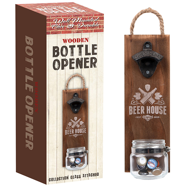 "Beer House" - פותחן בקבוקים על לוח עץ מחובר לקיר.