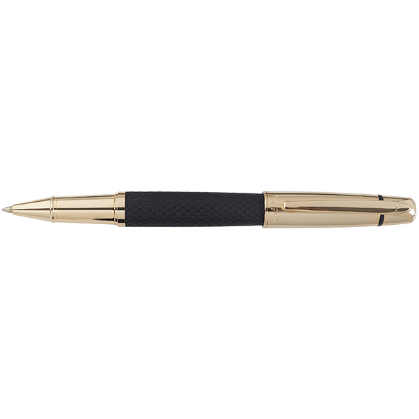 עט X-Pen פואם רולר בציפוי זהב 18 קראט.
גוף מעוצב דמוי עור. 
פתיחת מכסה. 