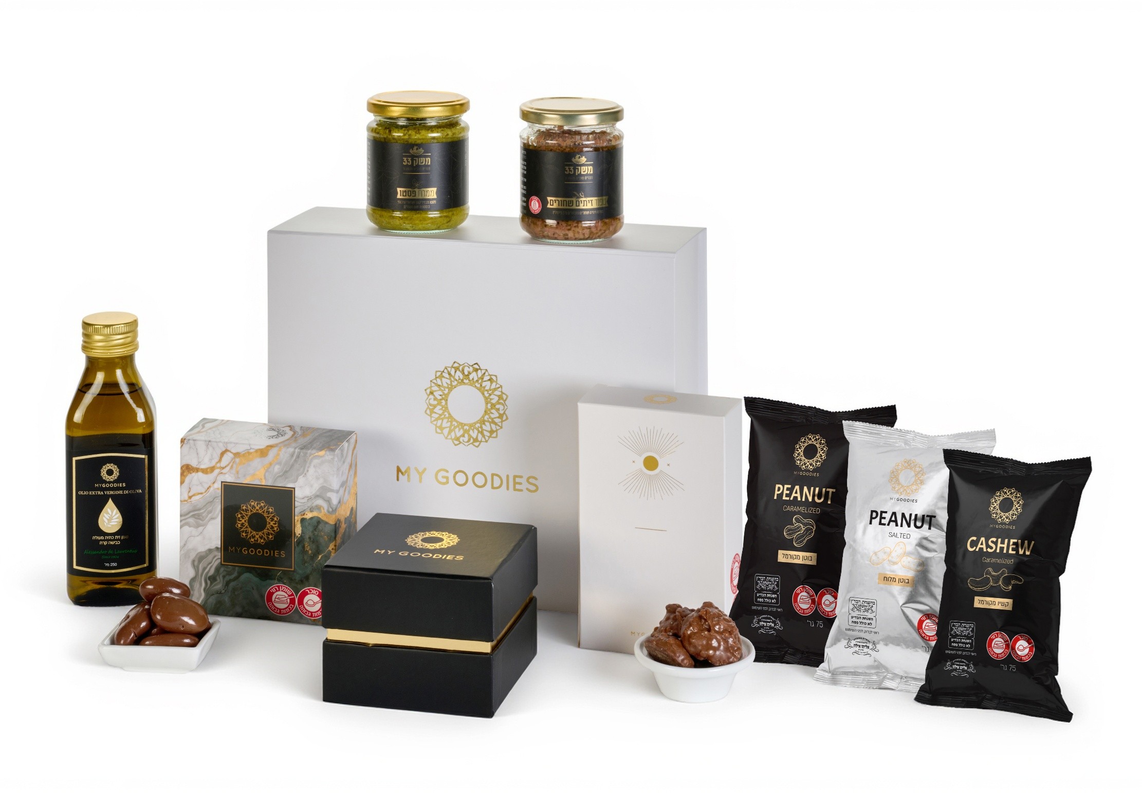 מארז שביט לבן - מכיל: 
ממרח פסטו – פסטו מבזילקום ישראלי איכותי בתוספת שום ואגוזים.
ממרח טפנד - טפנד זיתים שחורים מובחרים מזן פישולין.
שמן זית הבית - כתית מעולה, כבישה קרה, חמיצות עד 0.5%, 250 מל