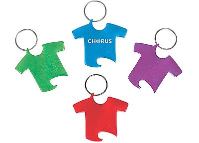 מחזיק מפתחות פותחן טי שירט. 
מידה 5x6 ס