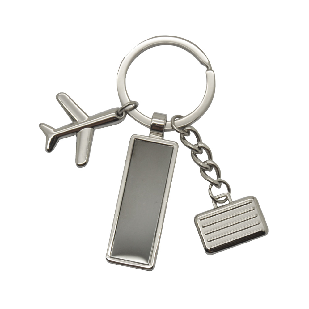 אומרה - מחזיק מפתחות עשוי מתכת עם 2 תליונים ולוחית חריטה במארז מתנה