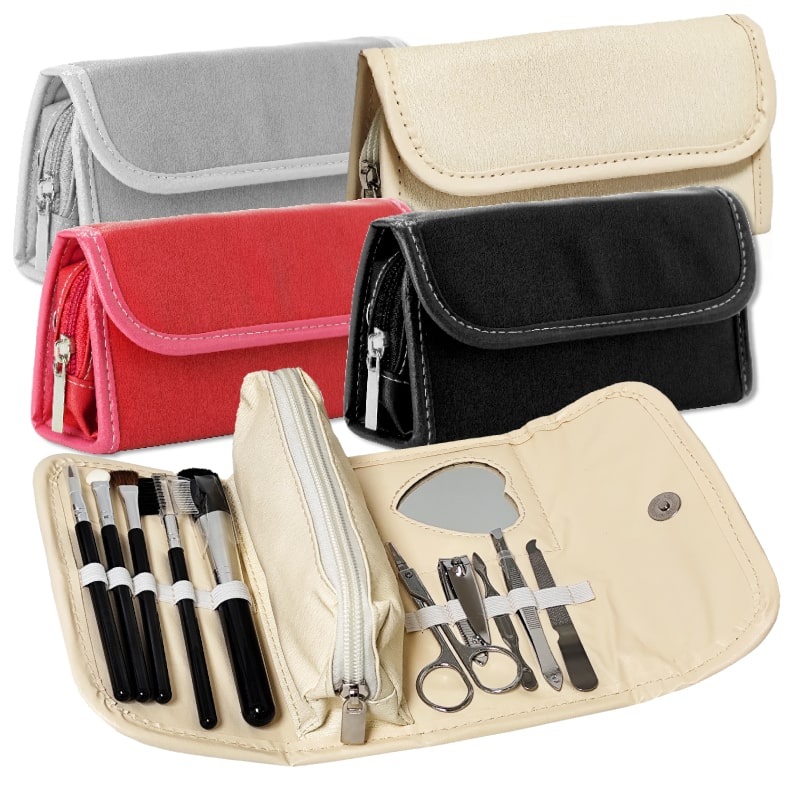 לוסי - תיק איפור מעוצב 12 חלקים שימושיים הכולל סט מניקור פדיקור, סט מברשות ומראה.
9x5.5x16.5 ס