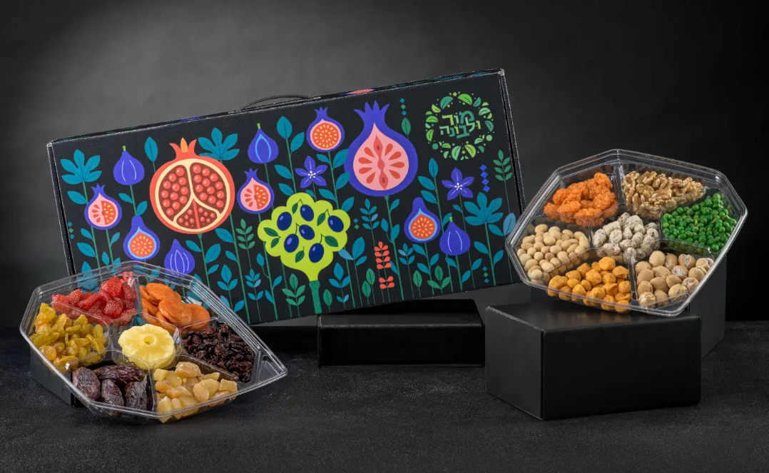 מארז שקדיה - כולל 14 סוגים של פירות יבשים ופיצוחים מובחרים: תמר מג