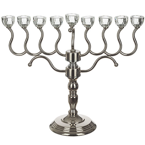 חנוכיית מתכת 