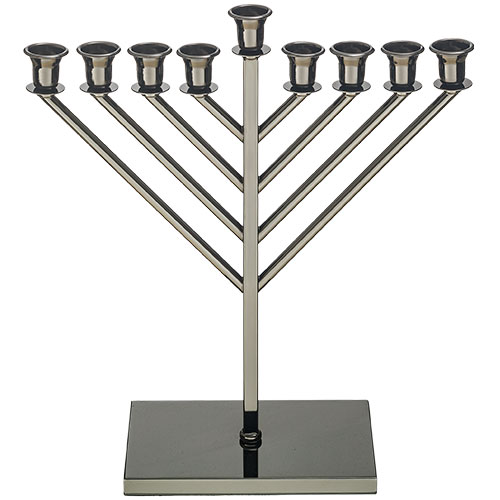 חנוכיית מתכת 
